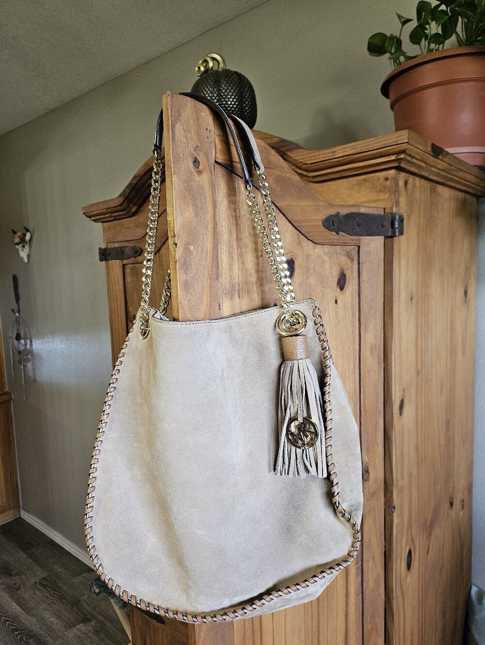 Michael Kors Beige Suede Shoulder Bag with Gold Chain Trim